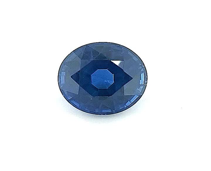 1.9 Carat Round Cut Diamond