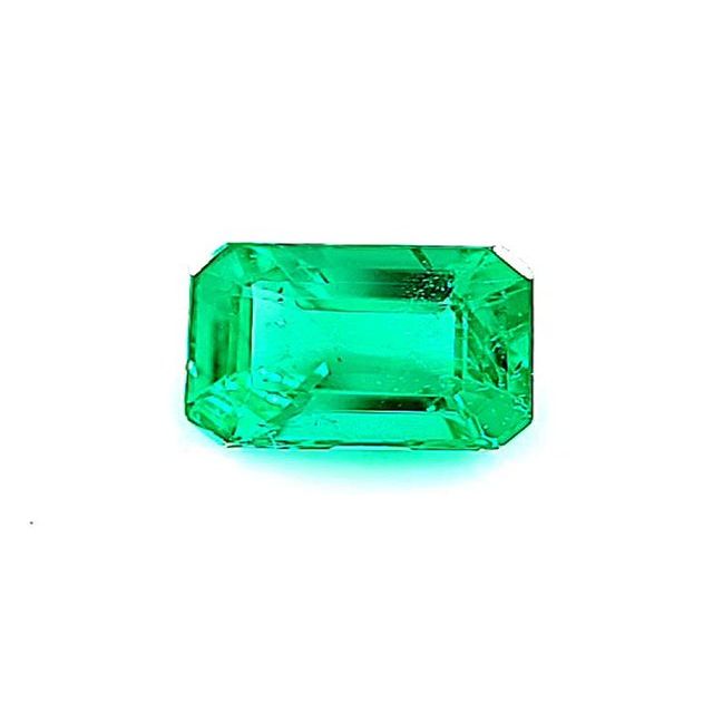 1 Carat Emerald Cut Diamond