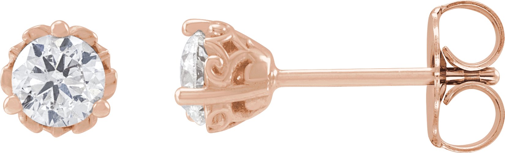 Round 3-Prong Scroll Stud Earrings