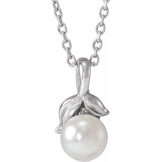 14K White 5-5.5 mm Cultured White Akoya Pearl Floral 16-18 Necklace
