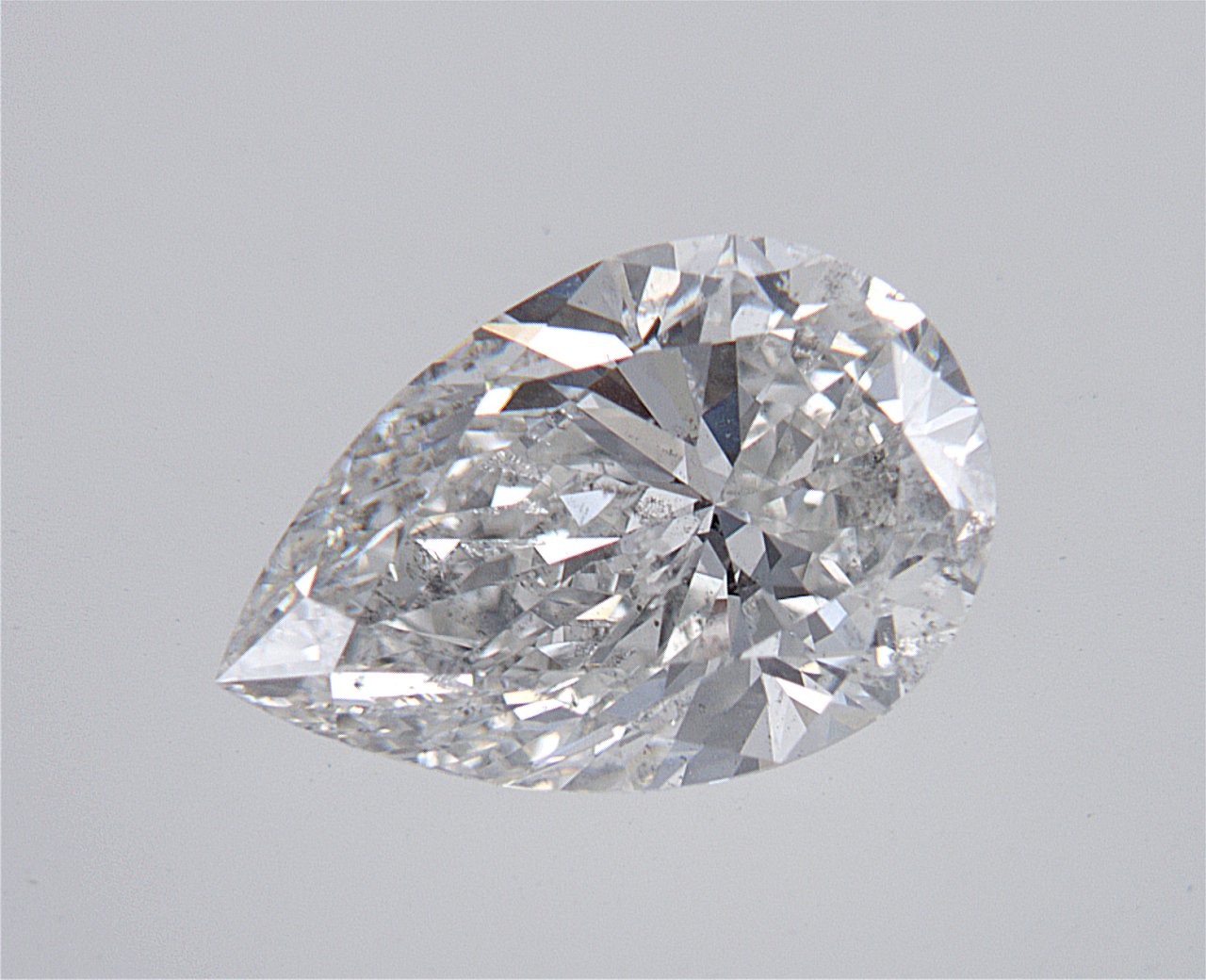 2.01 CT Pear Natural Diamond Surrey Vancouver Canada Langley Burnaby Richmond