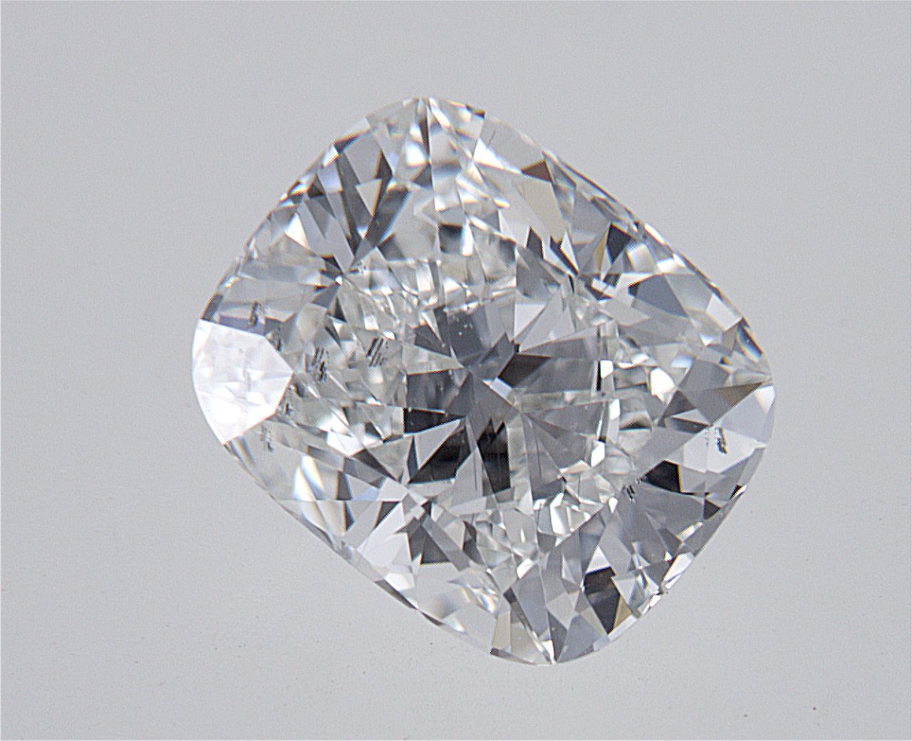 1.8 CT Elongatedcushion Lab-Grown Diamond Surrey Vancouver Canada Langley Burnaby Richmond