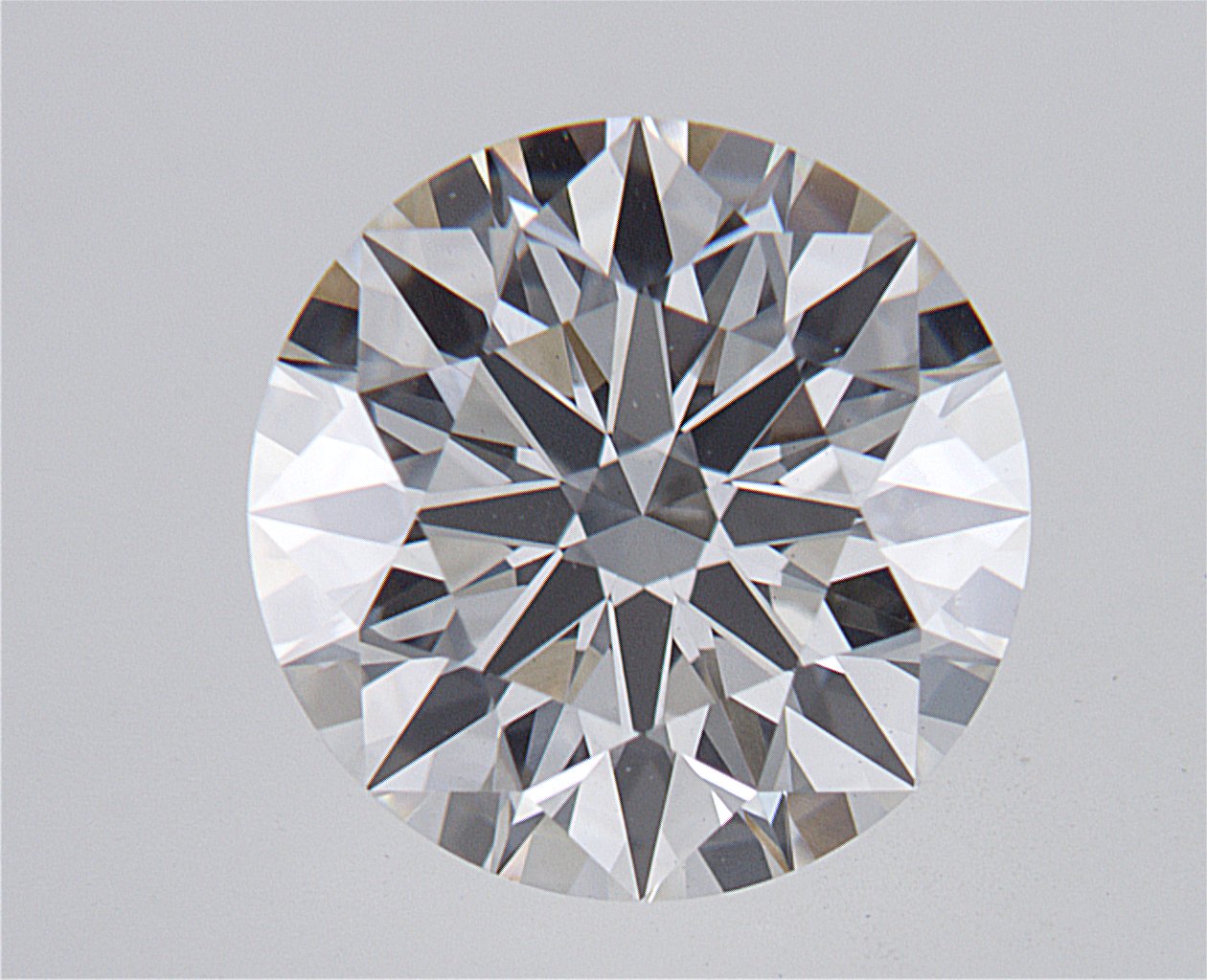 2.05 CT Round Lab-Grown Diamond Surrey Vancouver Canada Langley Burnaby Richmond