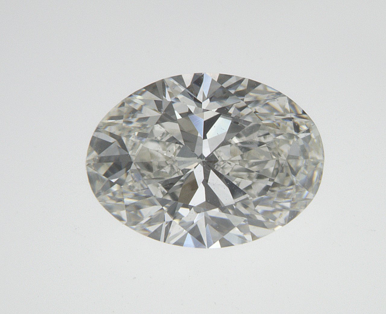 0.9 CT Oval Natural Diamond Surrey Vancouver Canada Langley Burnaby Richmond