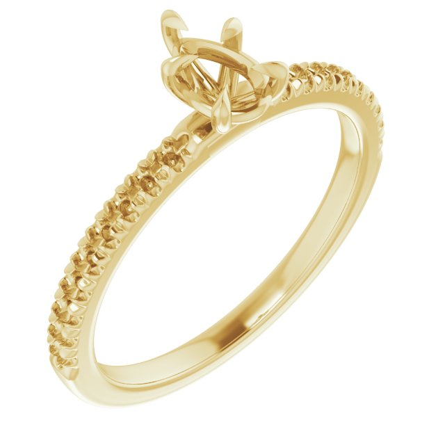 Claw-Prong Engagement Ring