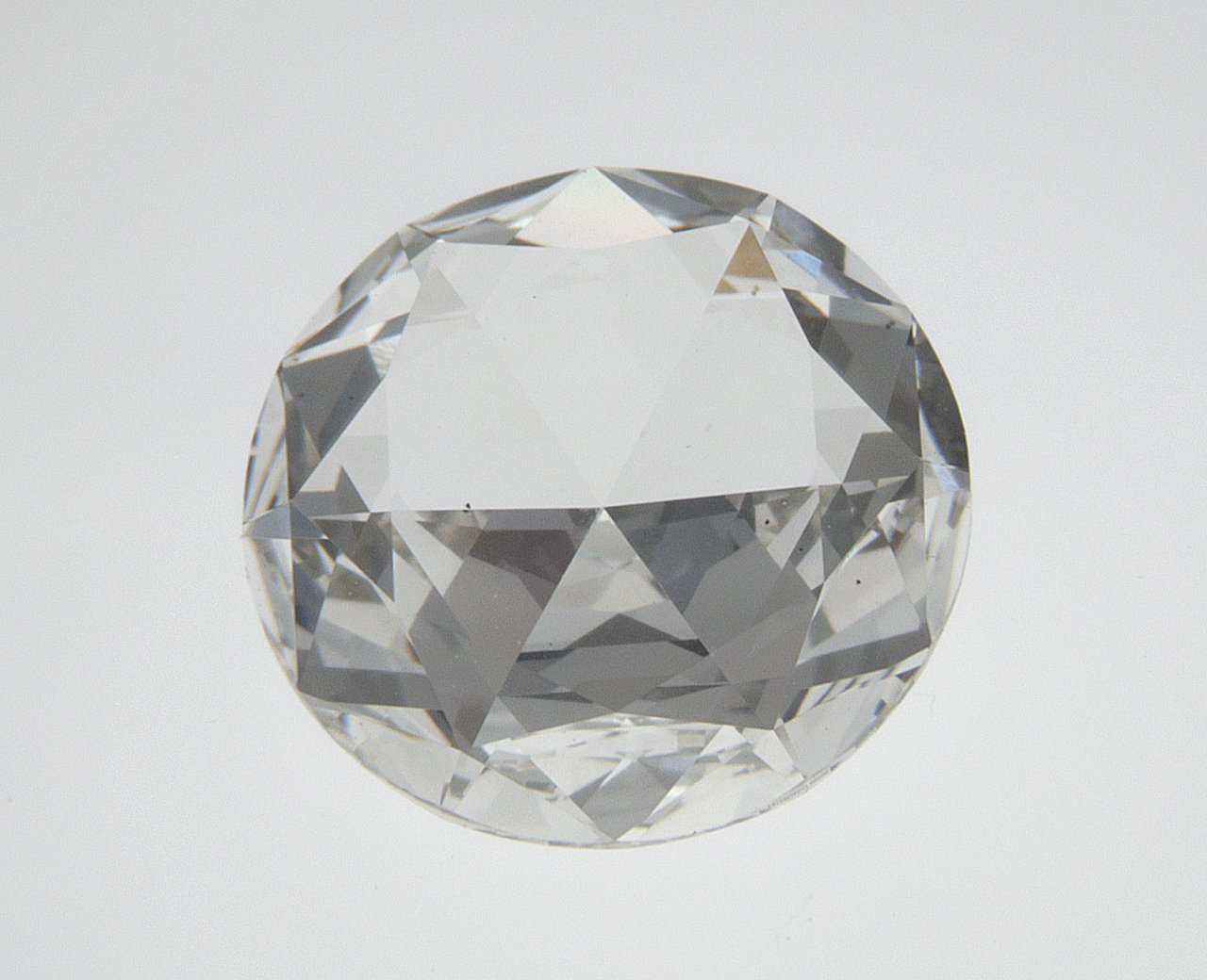 1.42 CT Round Lab-Grown Diamond Surrey Vancouver Canada Langley Burnaby Richmond