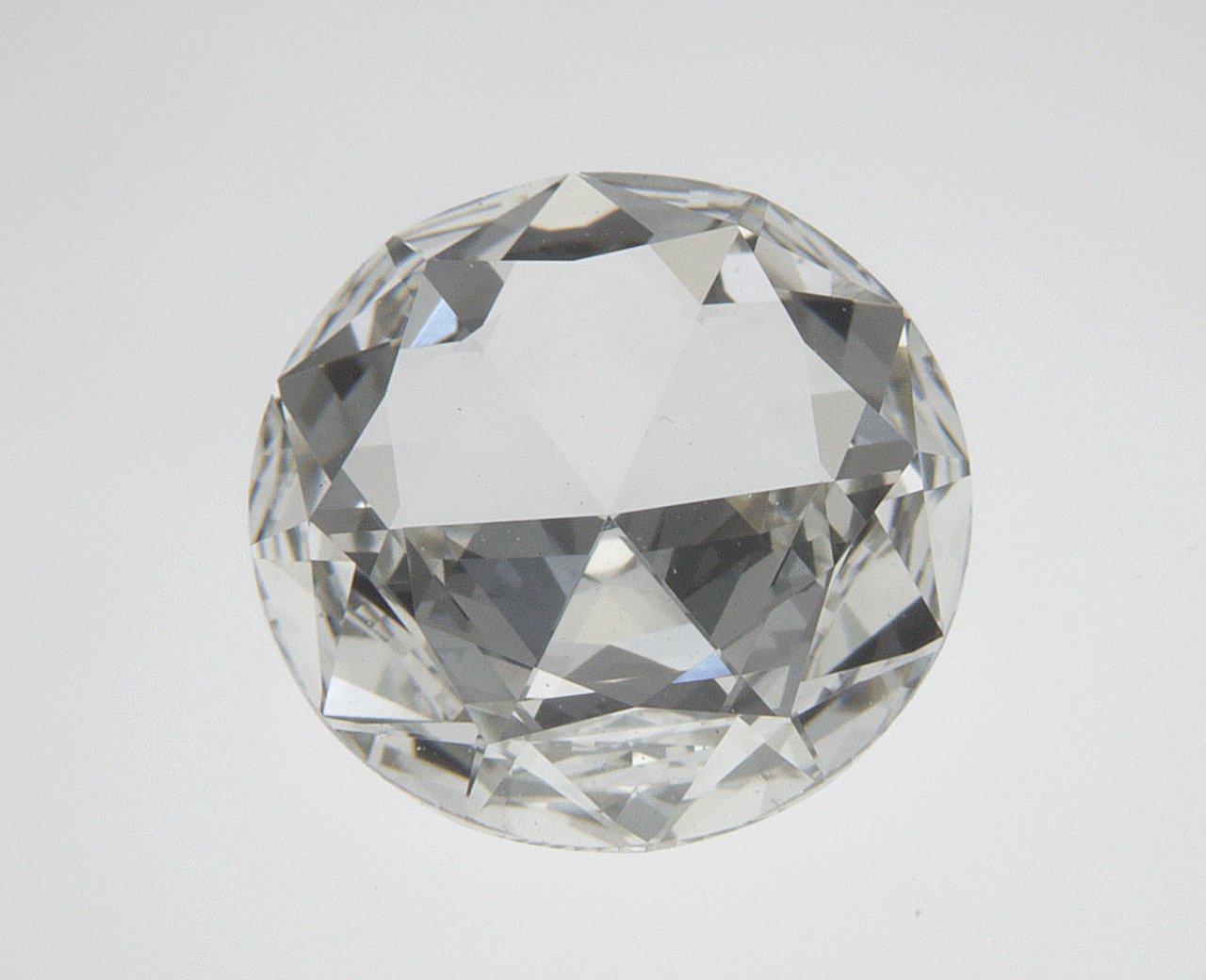 1.45 CT Round Lab-Grown Diamond Surrey Vancouver Canada Langley Burnaby Richmond