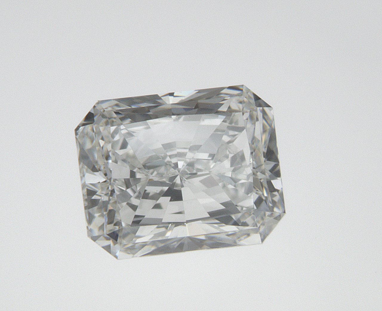 1 CT Radiant Natural Diamond Surrey Vancouver Canada Langley Burnaby Richmond