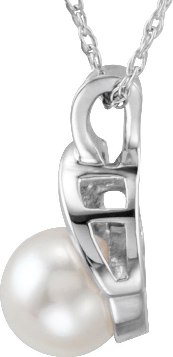 Alternative view of Pearl Necklace