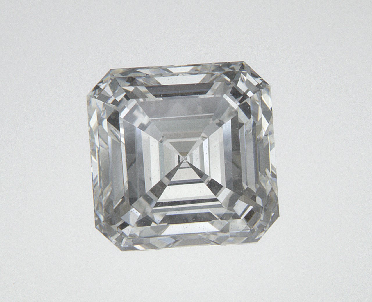 Asscher 1.60 carat F VS2 Photo