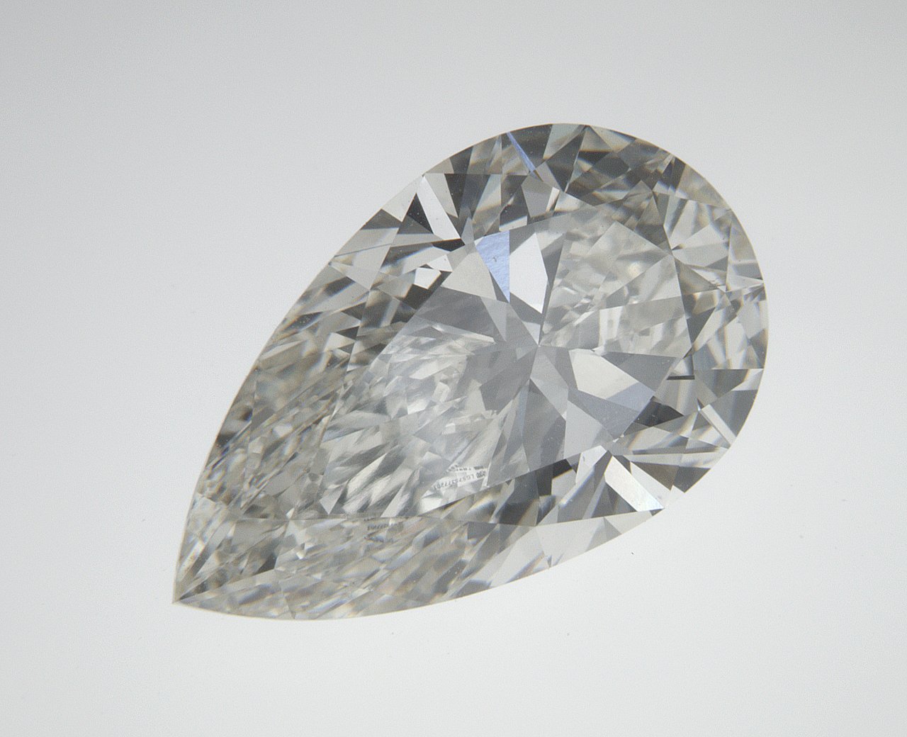 3.7 CT Pear Lab-Grown Diamond Surrey Vancouver Canada Langley Burnaby Richmond