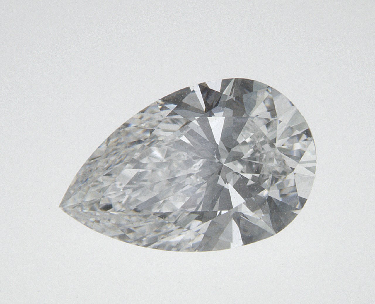 1.03 CT Pear Lab-Grown Diamond Surrey Vancouver Canada Langley Burnaby Richmond