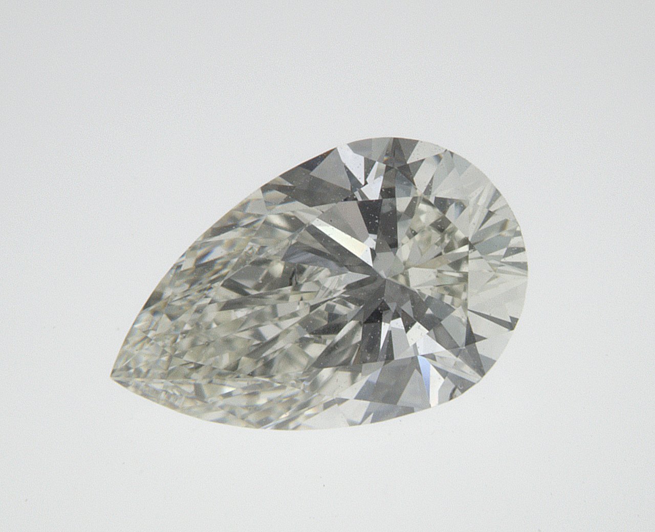 0.97 CT Pear Lab-Grown Diamond Surrey Vancouver Canada Langley Burnaby Richmond