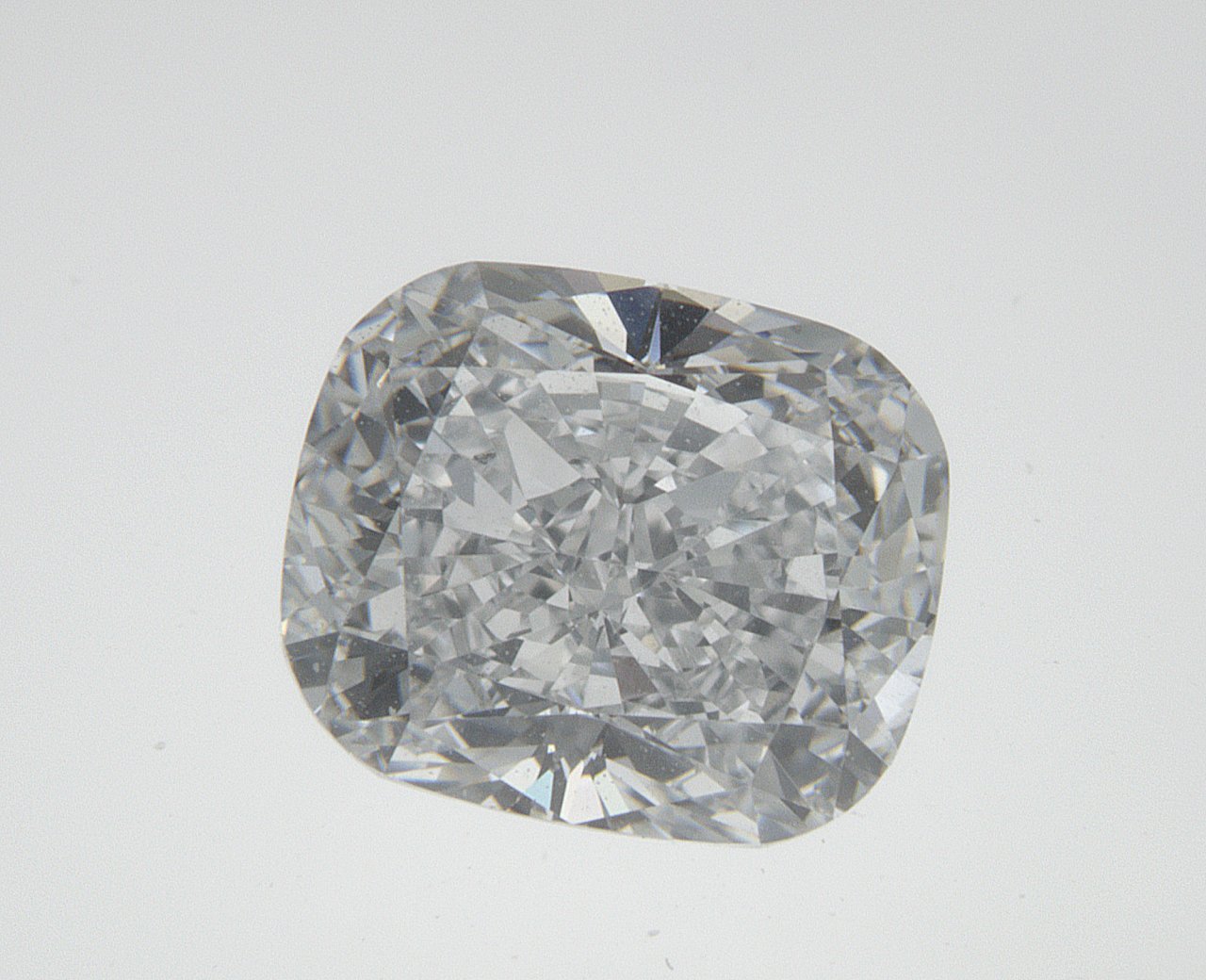 1.62 CT Elongatedcushion Lab-Grown Diamond Surrey Vancouver Canada Langley Burnaby Richmond