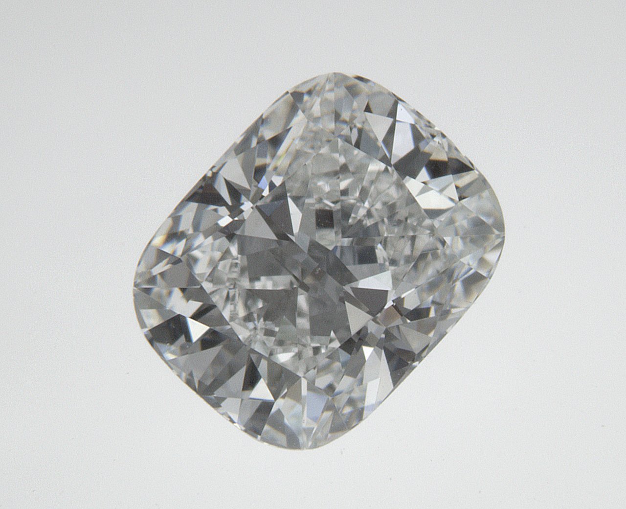 1.51 CT Elongatedcushion Lab-Grown Diamond Surrey Vancouver Canada Langley Burnaby Richmond