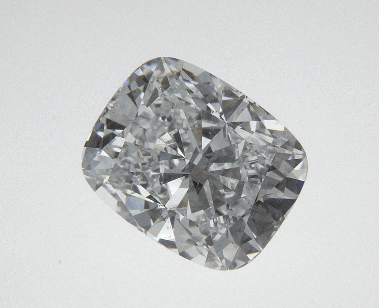 1.53 CT Elongatedcushion Lab-Grown Diamond Surrey Vancouver Canada Langley Burnaby Richmond
