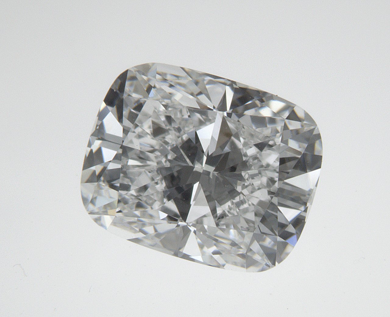 1.53 CT Elongatedcushion Lab-Grown Diamond Surrey Vancouver Canada Langley Burnaby Richmond