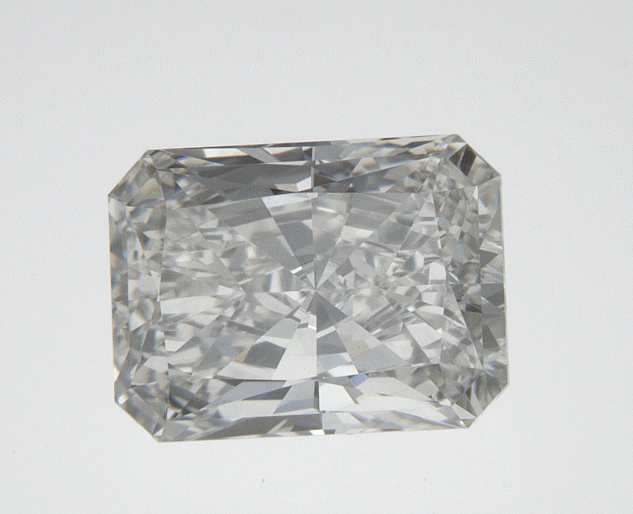 1.42 CT Radiant Lab-Grown Diamond Surrey Vancouver Canada Langley Burnaby Richmond