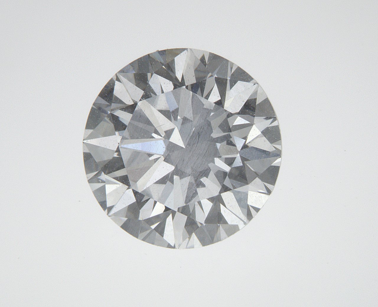 1.7 CT Round Lab-Grown Diamond Surrey Vancouver Canada Langley Burnaby Richmond