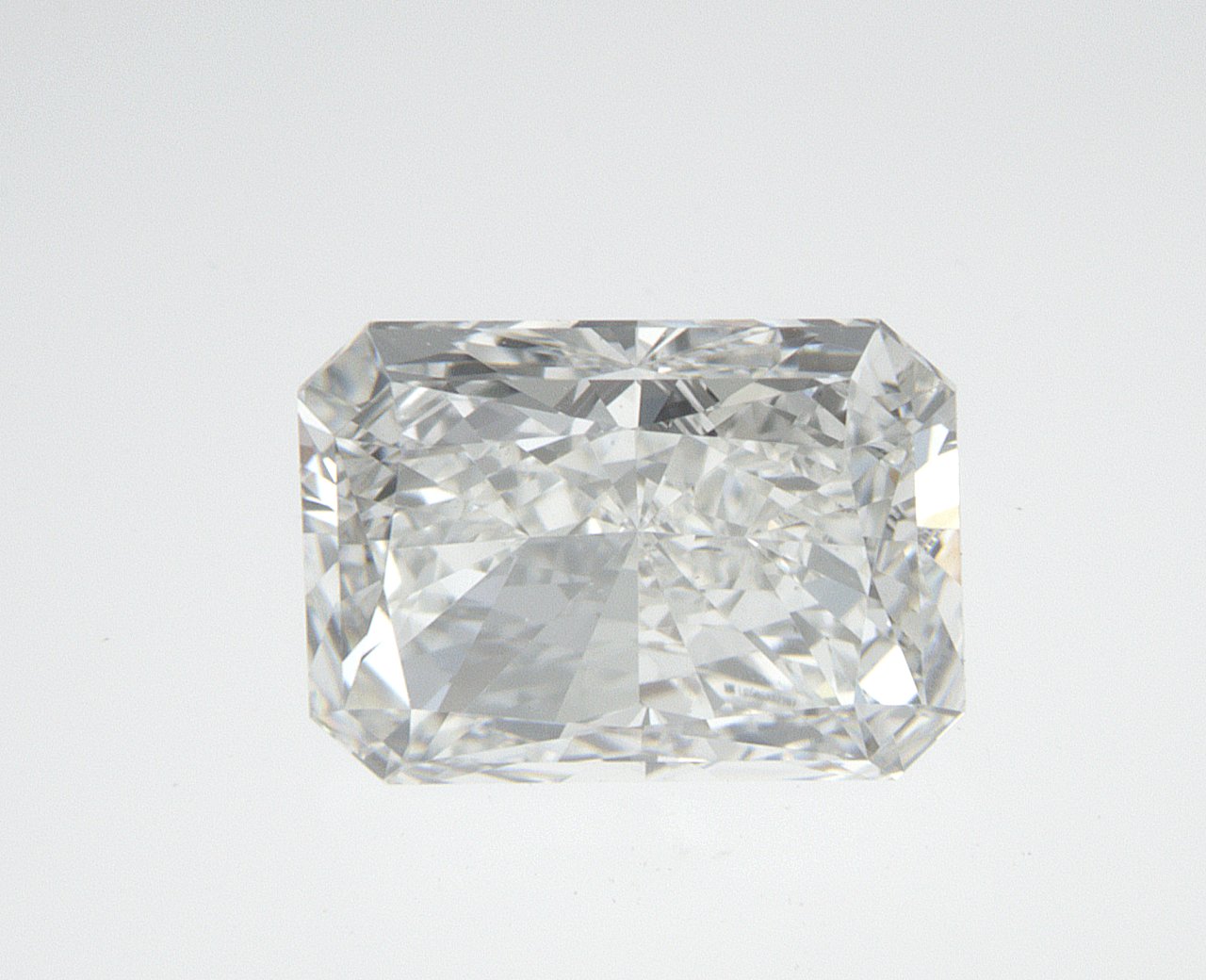 1.32 CT Radiant Lab-Grown Diamond Surrey Vancouver Canada Langley Burnaby Richmond