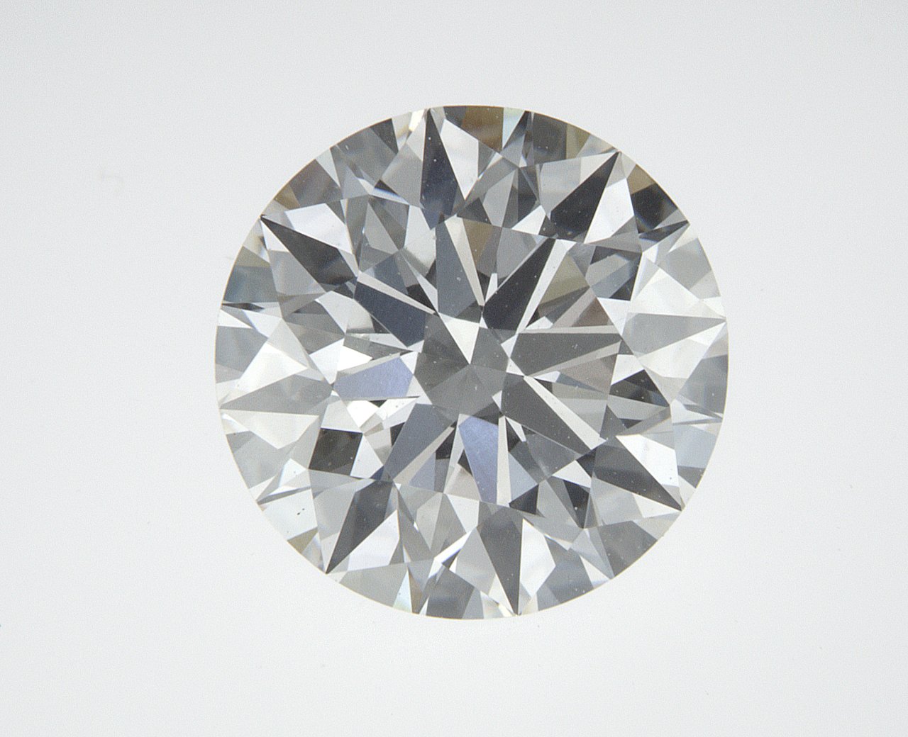 2.54 CT Round Lab-Grown Diamond Surrey Vancouver Canada Langley Burnaby Richmond