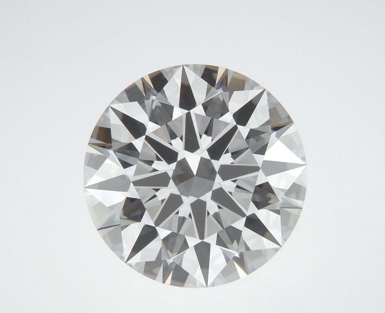 2.62 CT Round Lab-Grown Diamond Surrey Vancouver Canada Langley Burnaby Richmond