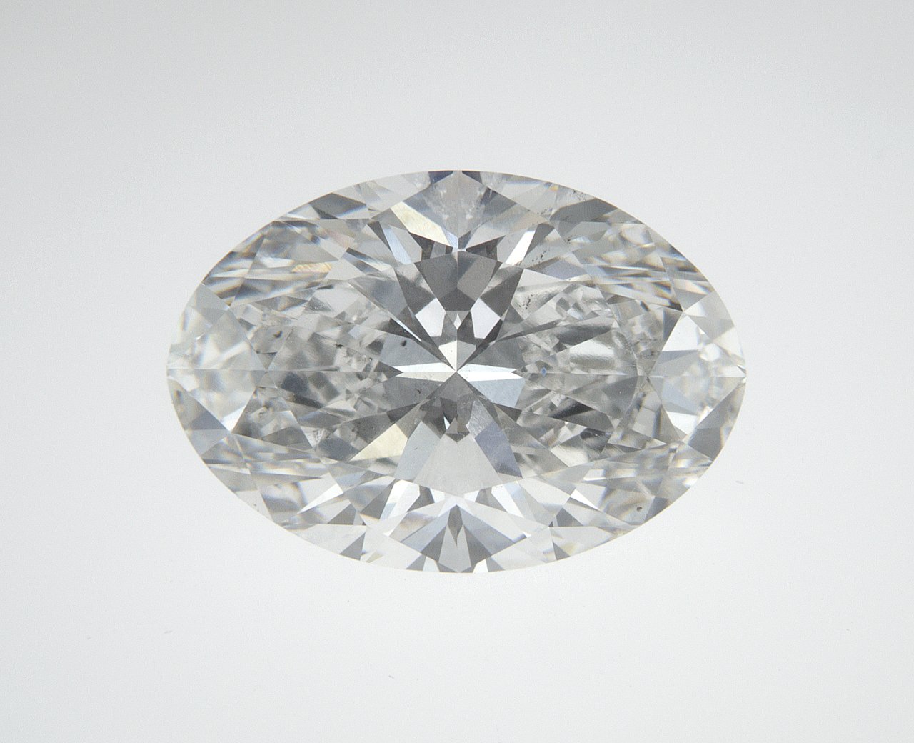 4 CT Oval Lab-Grown Diamond Surrey Vancouver Canada Langley Burnaby Richmond