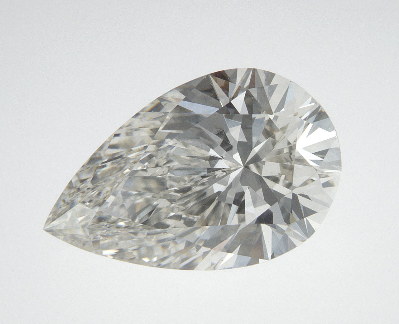 3.04 CT Pear Lab-Grown Diamond Surrey Vancouver Canada Langley Burnaby Richmond