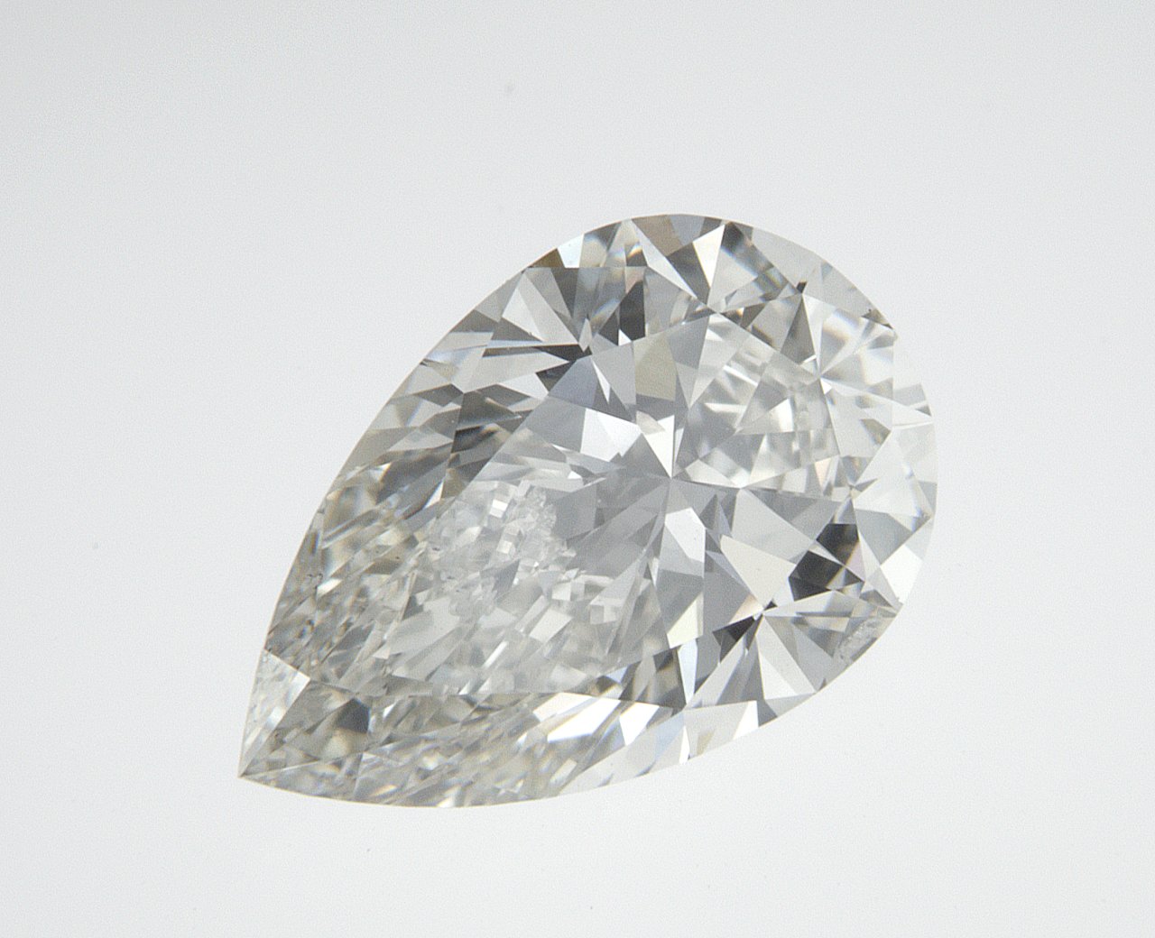 1.66 CT Pear Lab-Grown Diamond Surrey Vancouver Canada Langley Burnaby Richmond