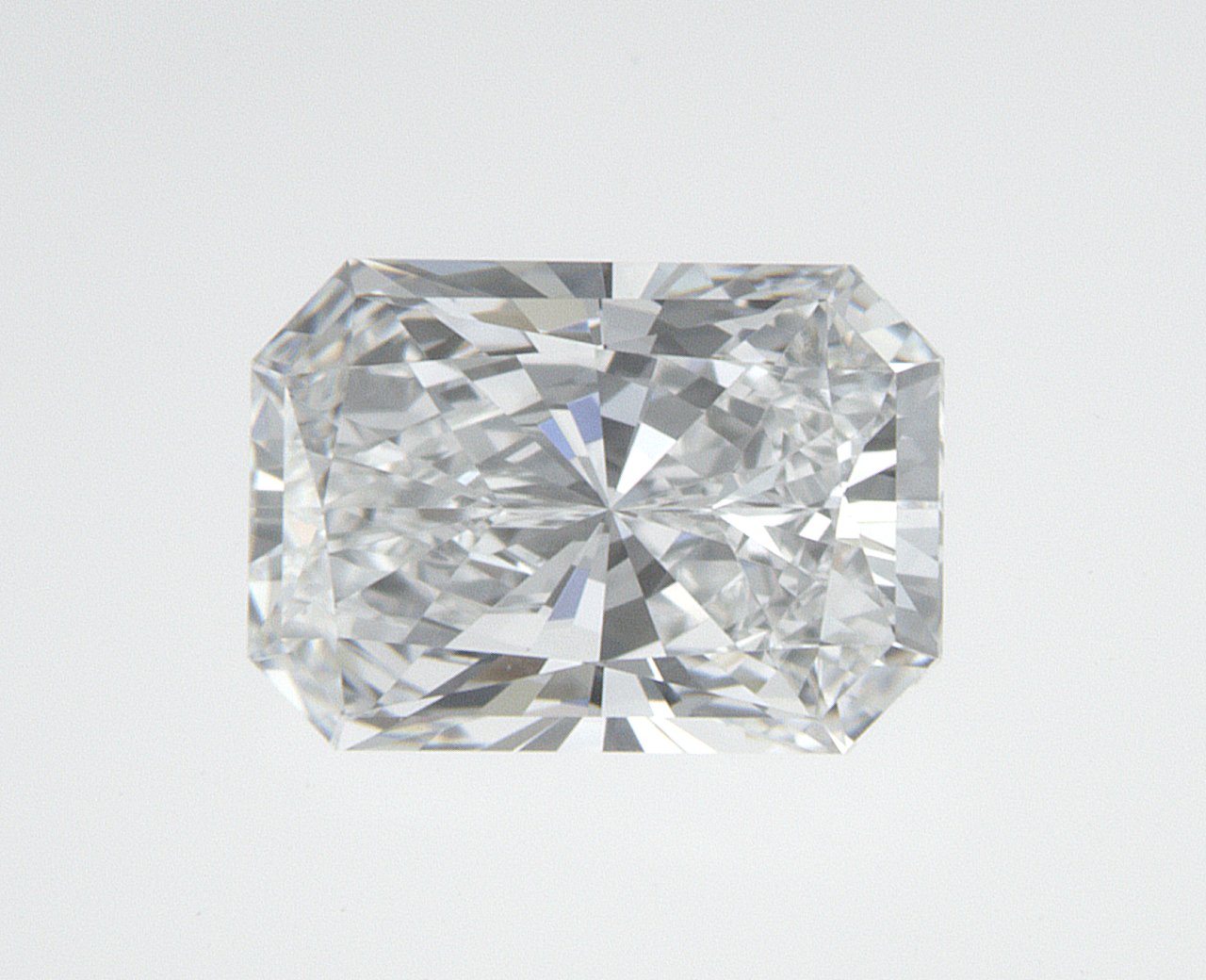 0.76 CT Radiant Lab-Grown Diamond Surrey Vancouver Canada Langley Burnaby Richmond