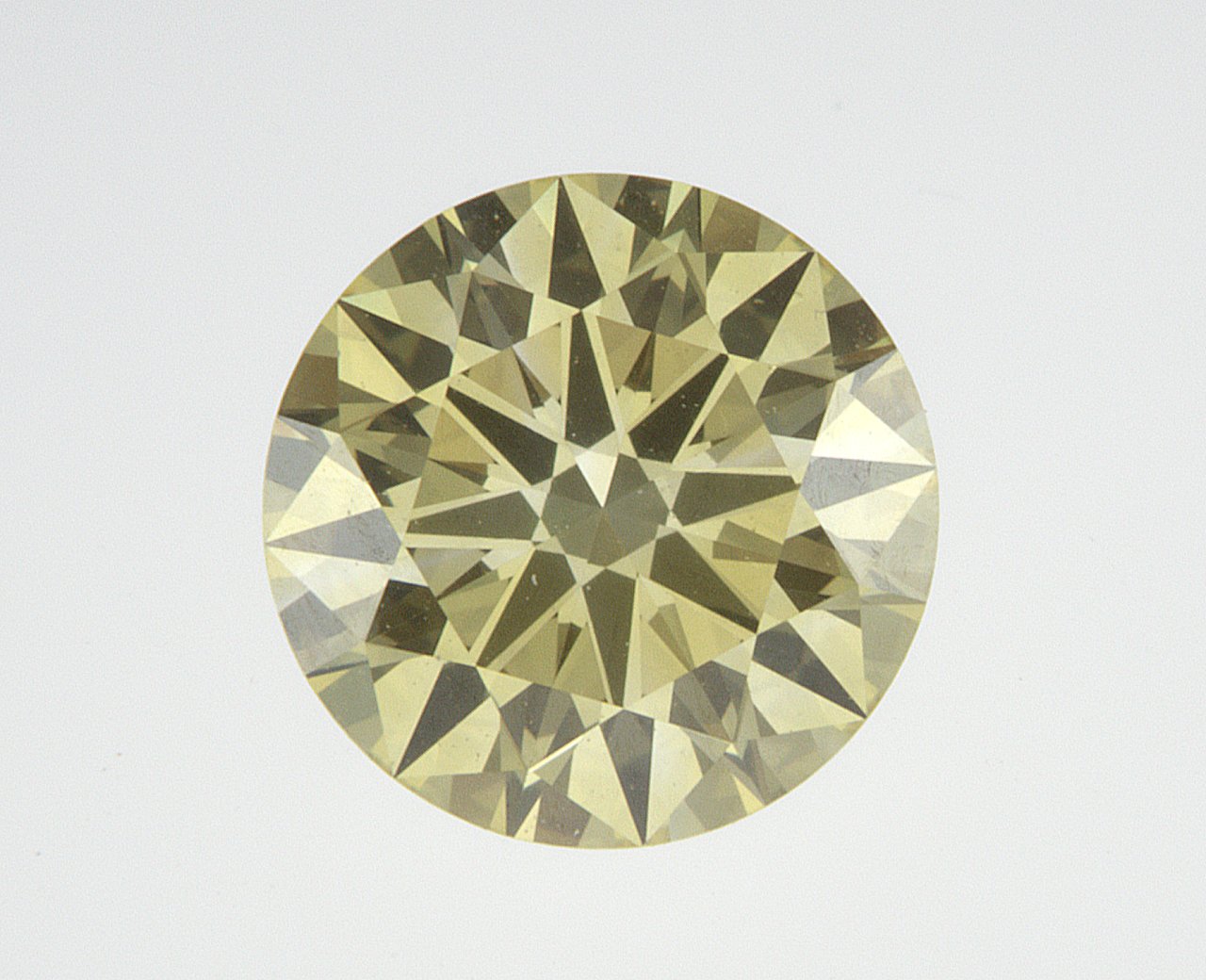 1.07 CT Round Lab-Grown Diamond Surrey Vancouver Canada Langley Burnaby Richmond