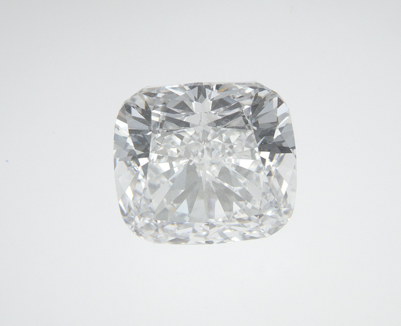 2.62 CT Cushion Lab-Grown Diamond Surrey Vancouver Canada Langley Burnaby Richmond