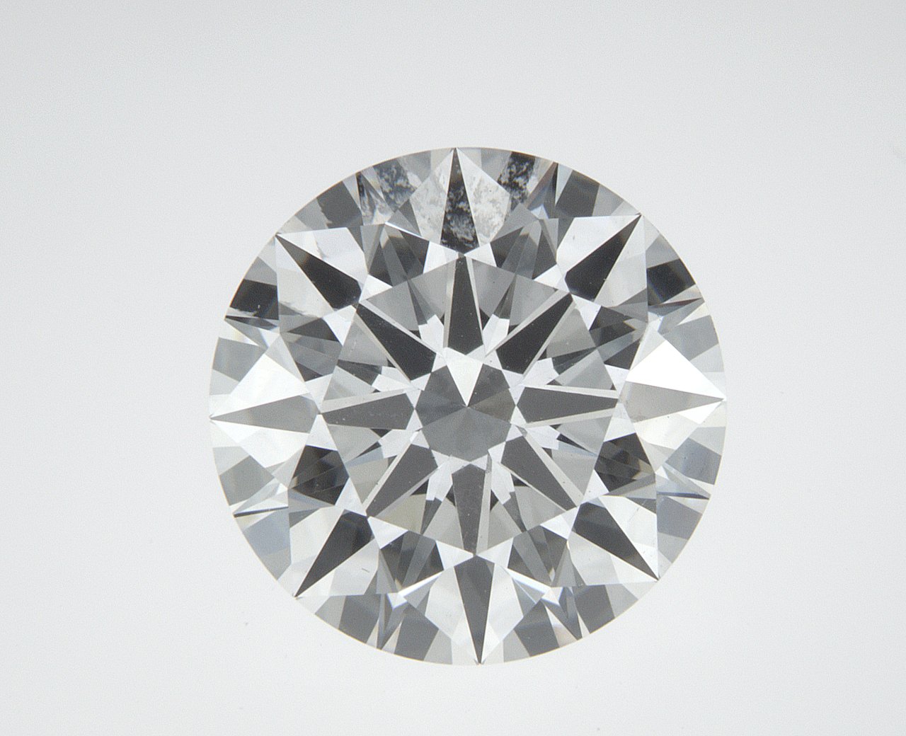 3.07 CT Round Lab-Grown Diamond Surrey Vancouver Canada Langley Burnaby Richmond