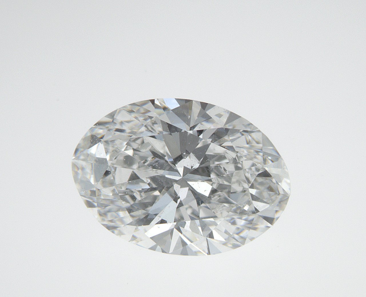 1.27 CT Oval Lab-Grown Diamond Surrey Vancouver Canada Langley Burnaby Richmond