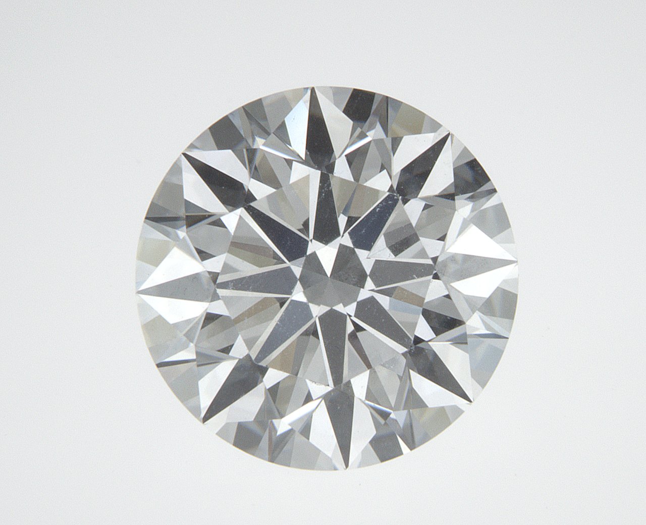 2.41 CT Round Lab-Grown Diamond Surrey Vancouver Canada Langley Burnaby Richmond