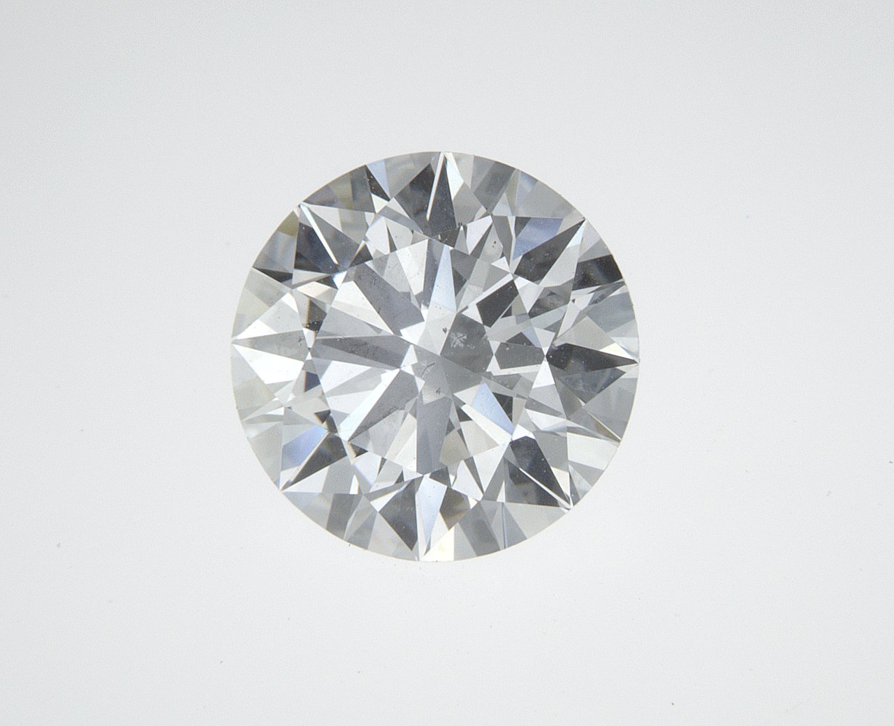 1.7 CT Round Lab-Grown Diamond Surrey Vancouver Canada Langley Burnaby Richmond