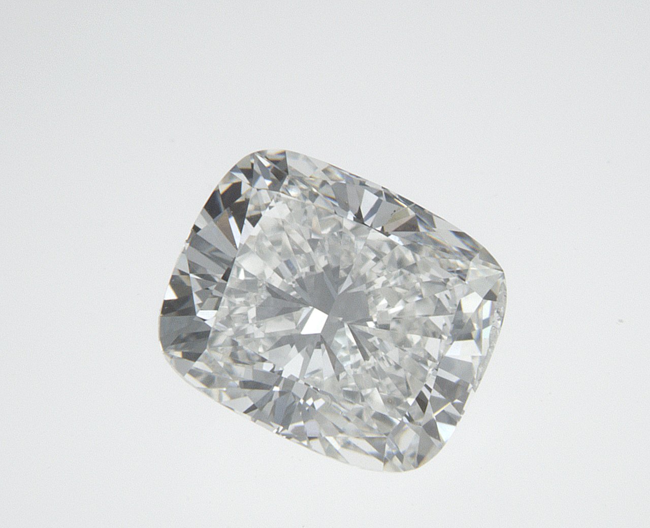 1.09 CT Cushion Lab-Grown Diamond Surrey Vancouver Canada Langley Burnaby Richmond