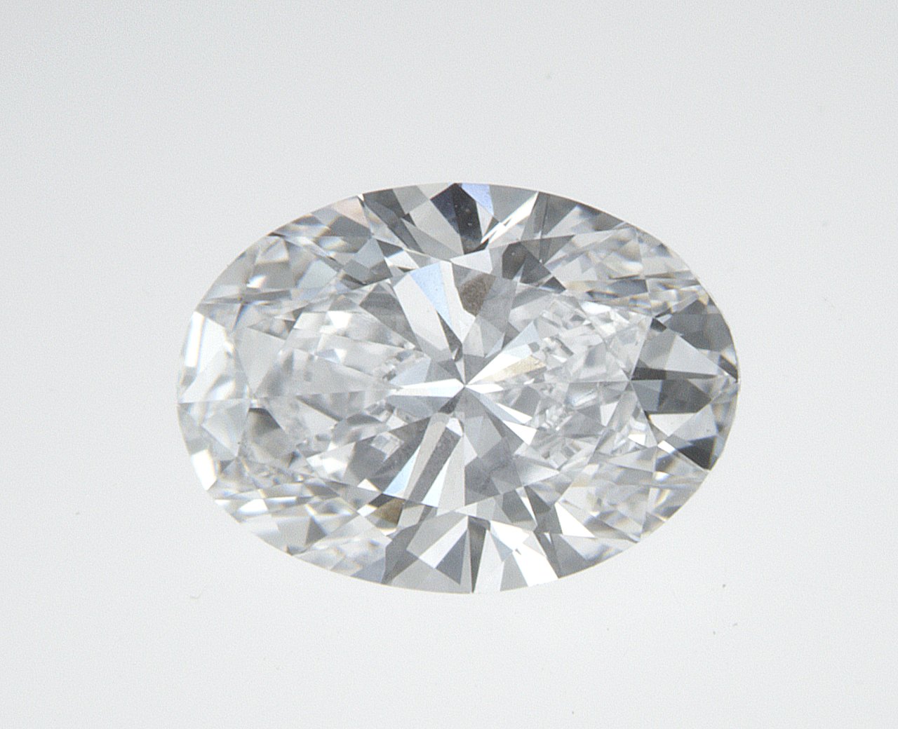 0.98 CT Oval Lab-Grown Diamond Surrey Vancouver Canada Langley Burnaby Richmond