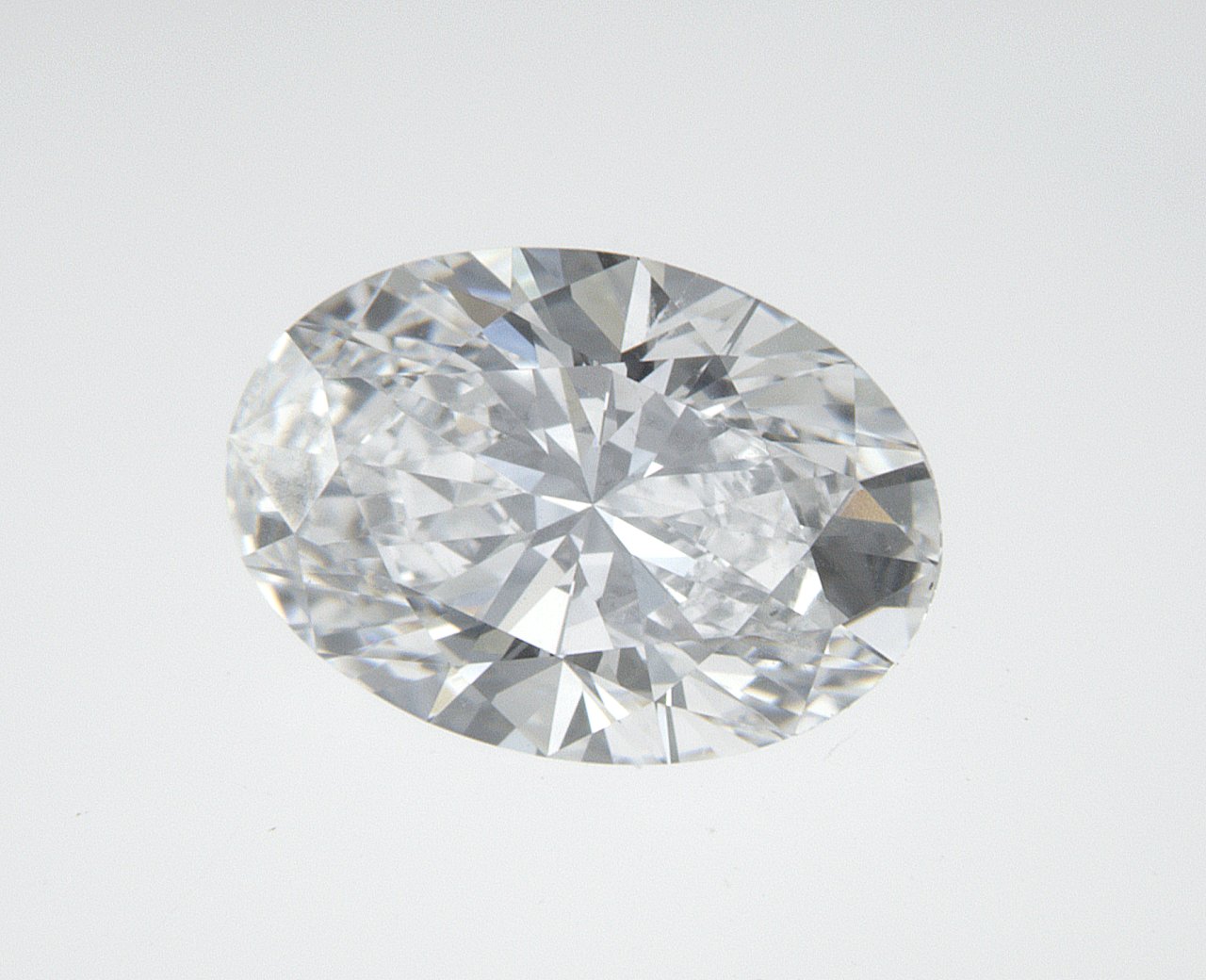 1.09 CT Oval Lab-Grown Diamond Surrey Vancouver Canada Langley Burnaby Richmond