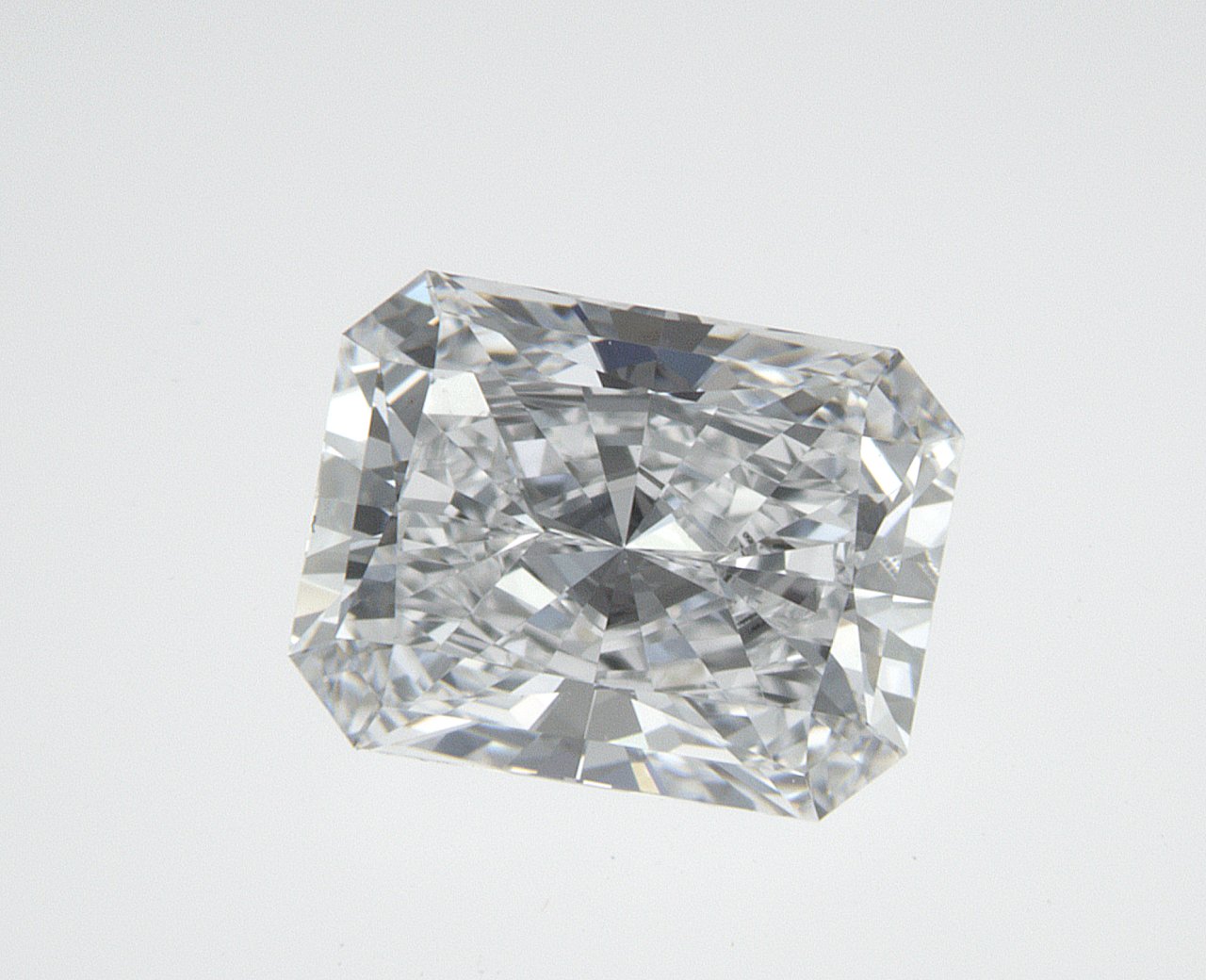 1.04 CT Radiant Lab-Grown Diamond Surrey Vancouver Canada Langley Burnaby Richmond