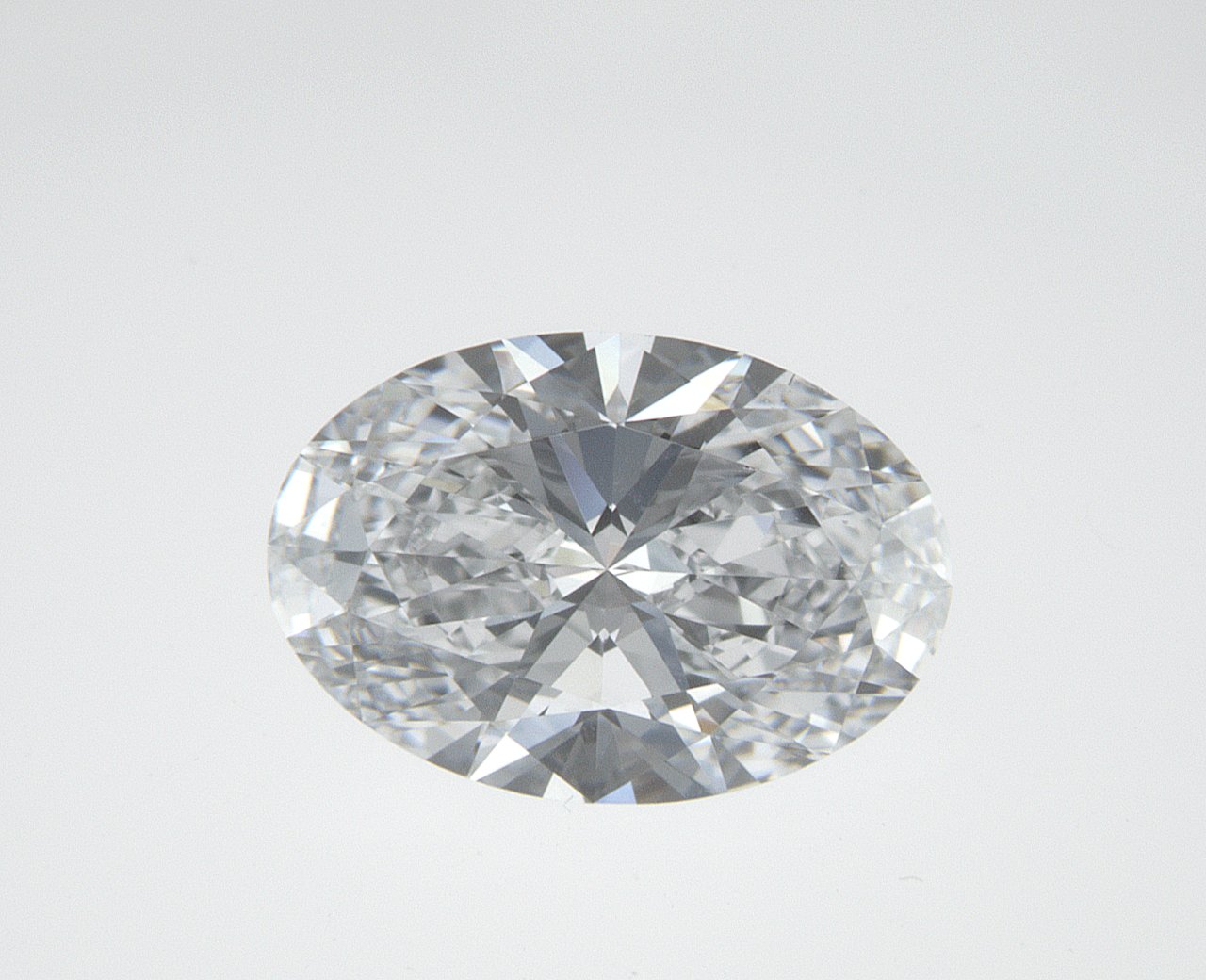 1.05 CT Oval Lab-Grown Diamond Surrey Vancouver Canada Langley Burnaby Richmond