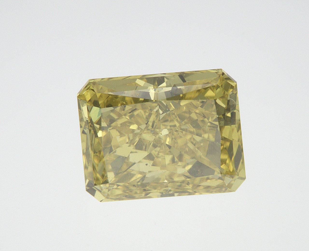 1.27 CT Radiant Lab-Grown Diamond Surrey Vancouver Canada Langley Burnaby Richmond