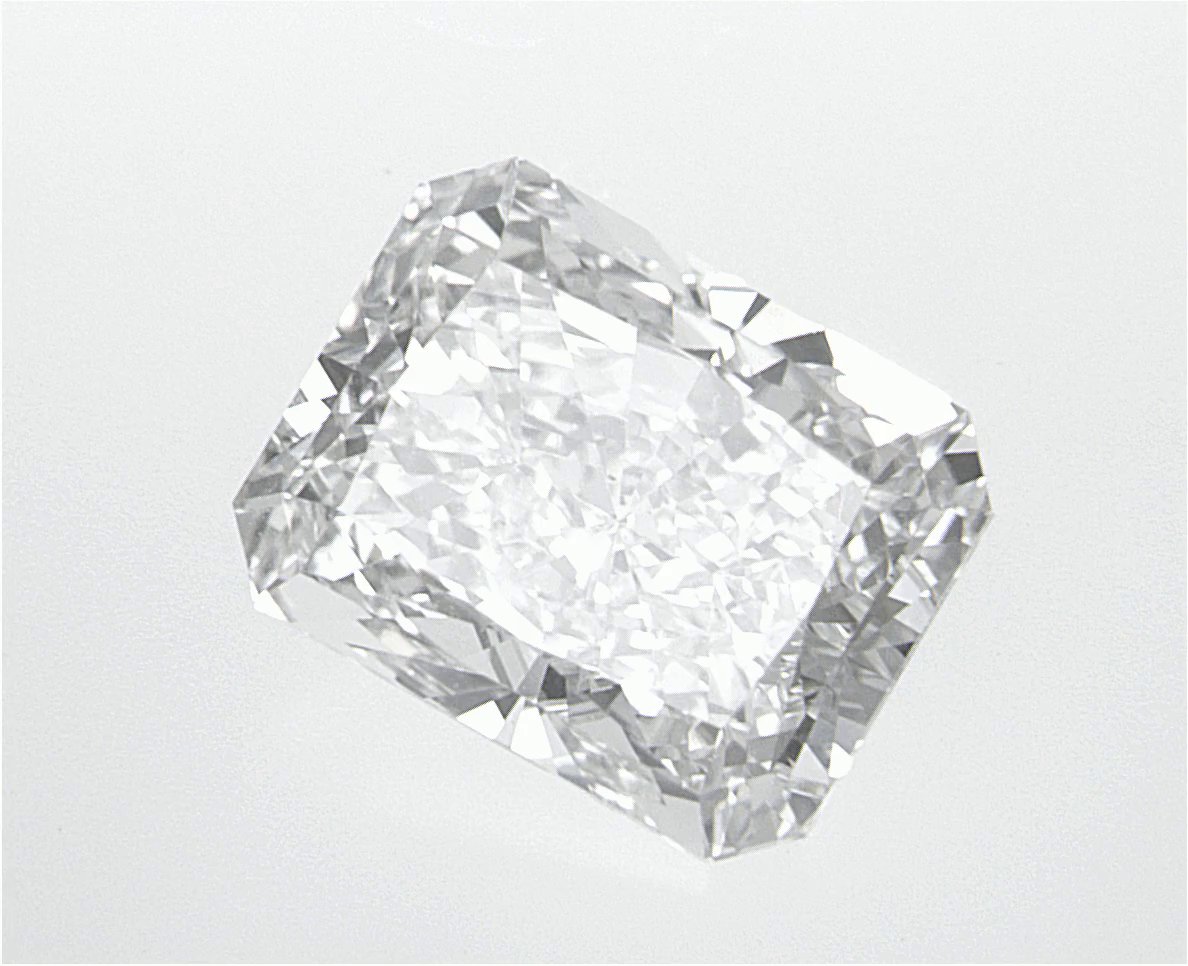 2.25 CT Radiant Lab-Grown Diamond Surrey Vancouver Canada Langley Burnaby Richmond