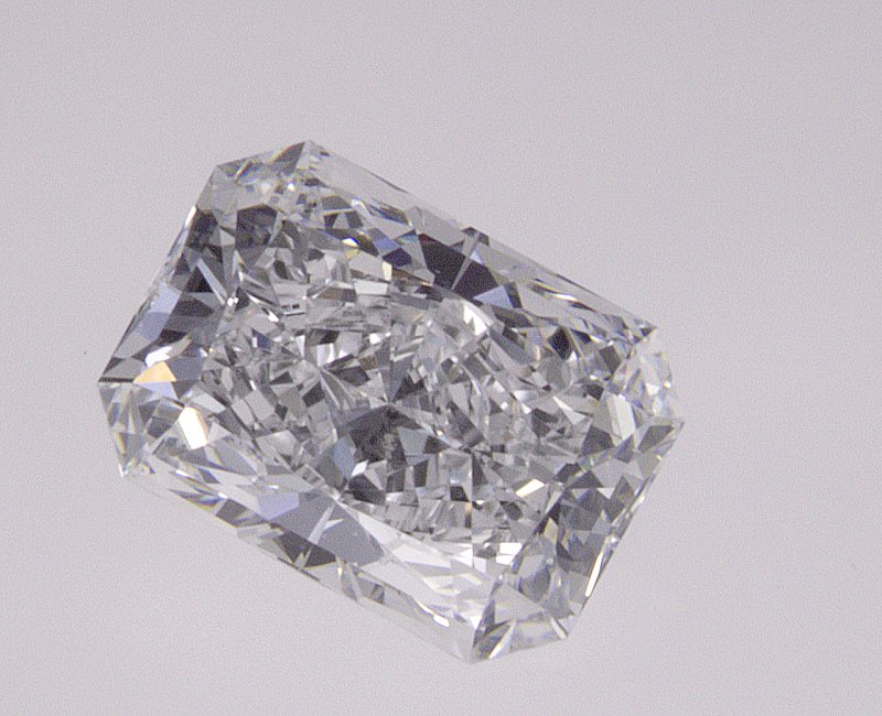 0.95 CT Radiant Lab-Grown Diamond Surrey Vancouver Canada Langley Burnaby Richmond