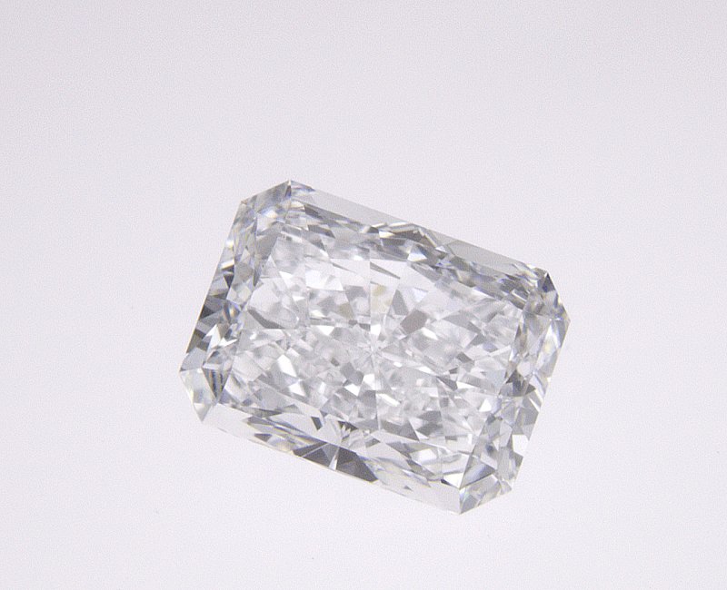 0.8 CT Radiant Lab-Grown Diamond Surrey Vancouver Canada Langley Burnaby Richmond