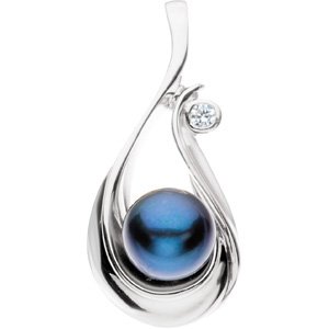 Accented Pearl Pendant