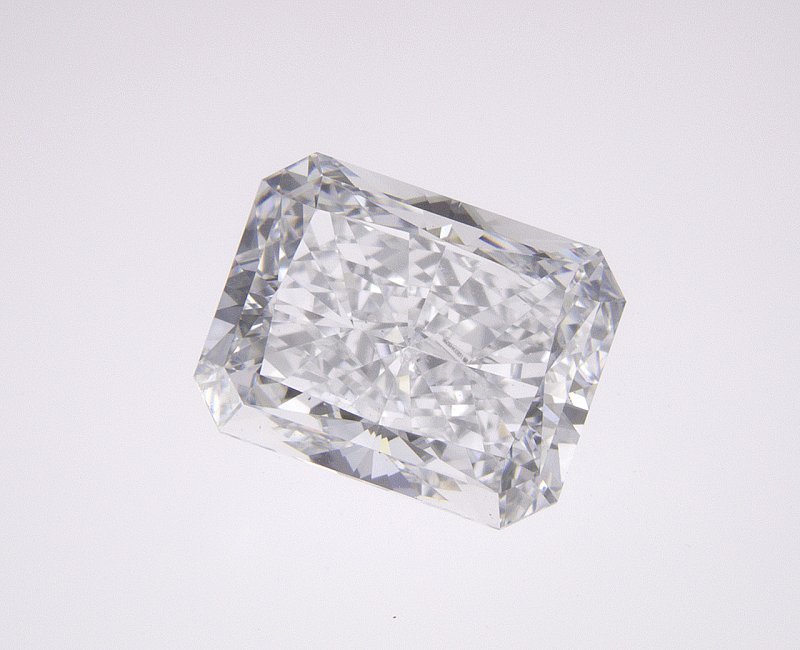 2.07 CT Radiant Lab-Grown Diamond Surrey Vancouver Canada Langley Burnaby Richmond