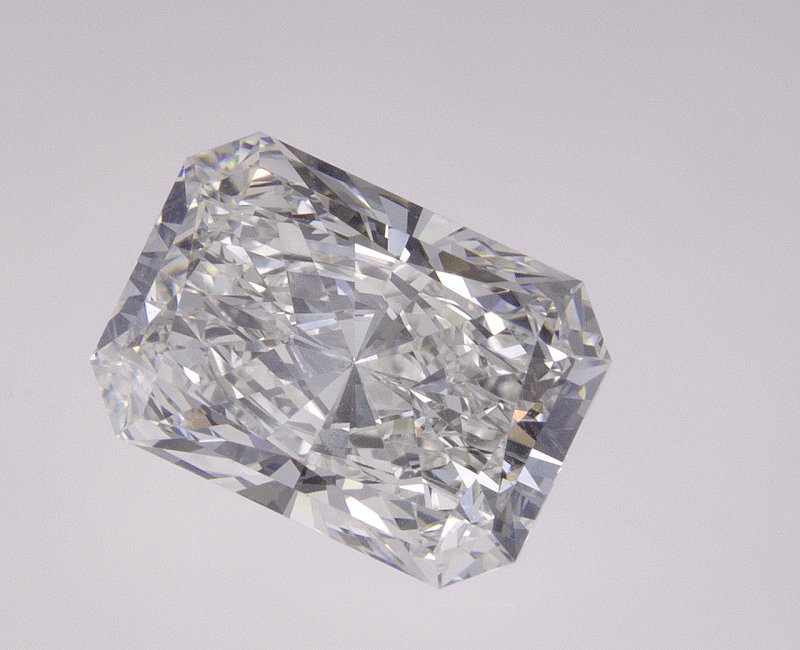 2.59 CT Radiant Lab-Grown Diamond Surrey Vancouver Canada Langley Burnaby Richmond