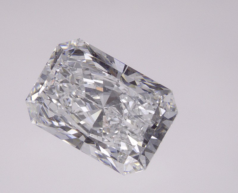 1.8 CT Radiant Lab-Grown Diamond Surrey Vancouver Canada Langley Burnaby Richmond