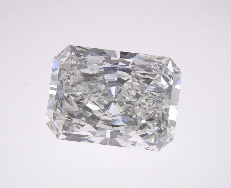 2.5 CT Radiant Lab-Grown Diamond Surrey Vancouver Canada Langley Burnaby Richmond